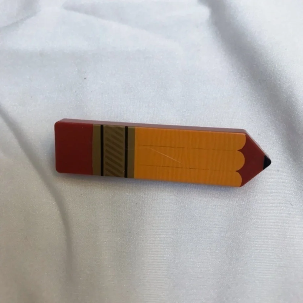 Vintage  (1973) Avon Barrette Set of 2 NIB